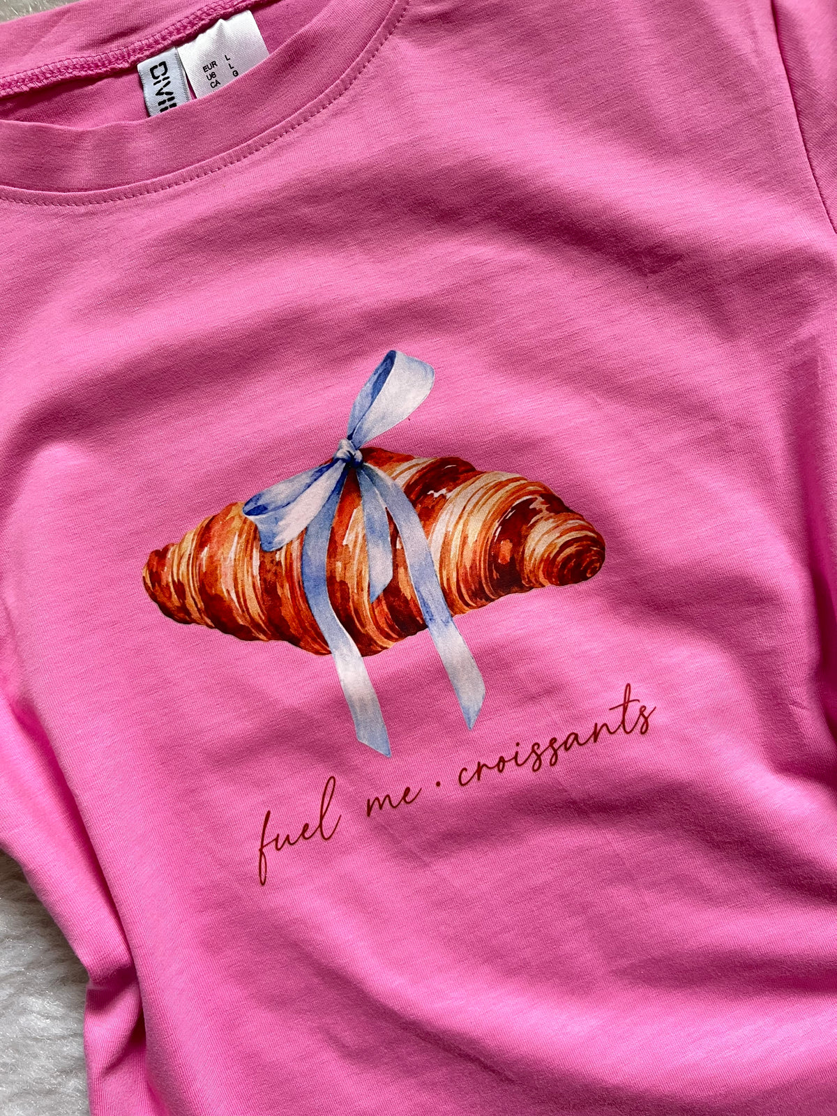 Feul me CROSSIANT fitted tee