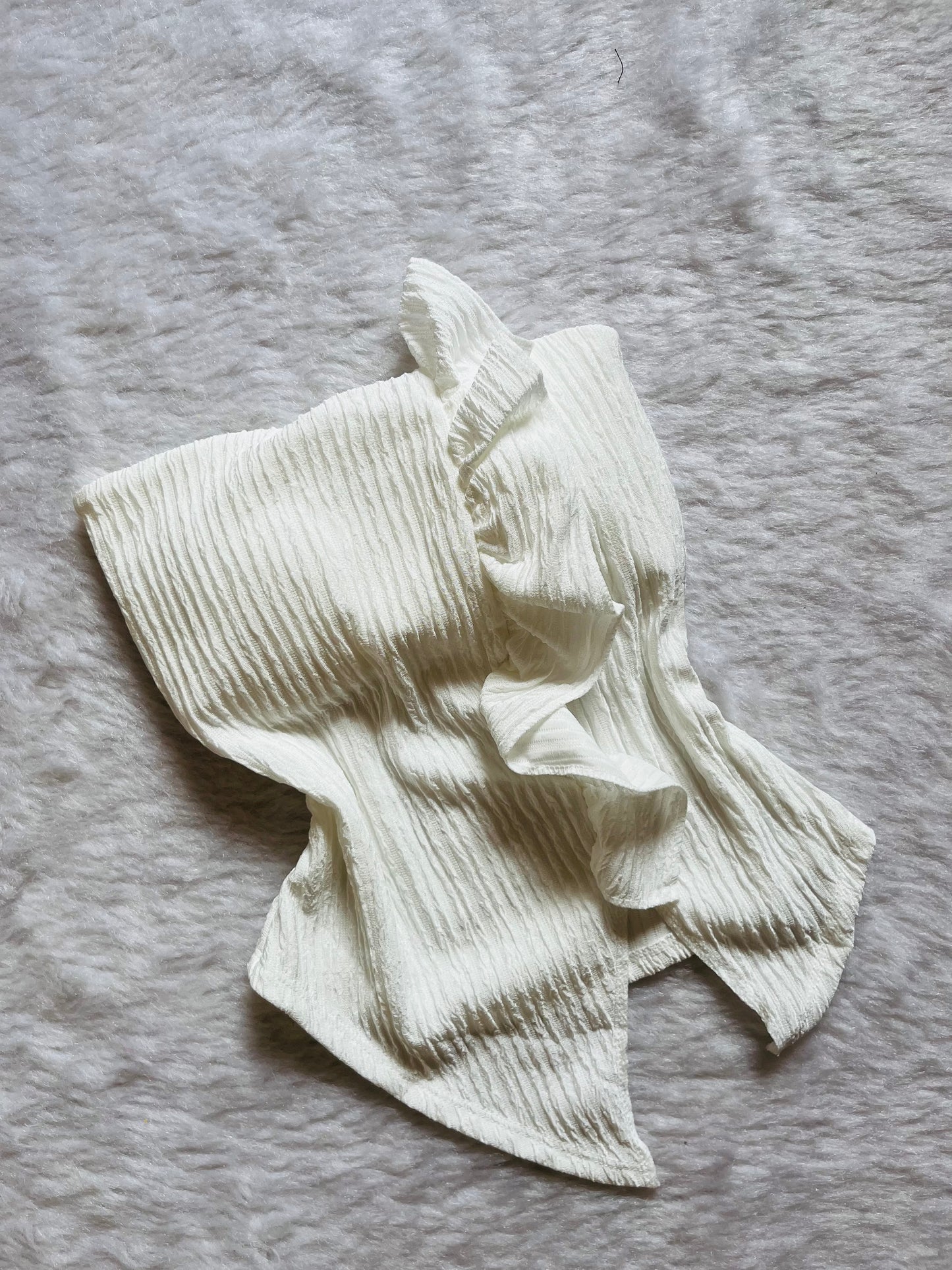 White asymmetrical tube topš¤
