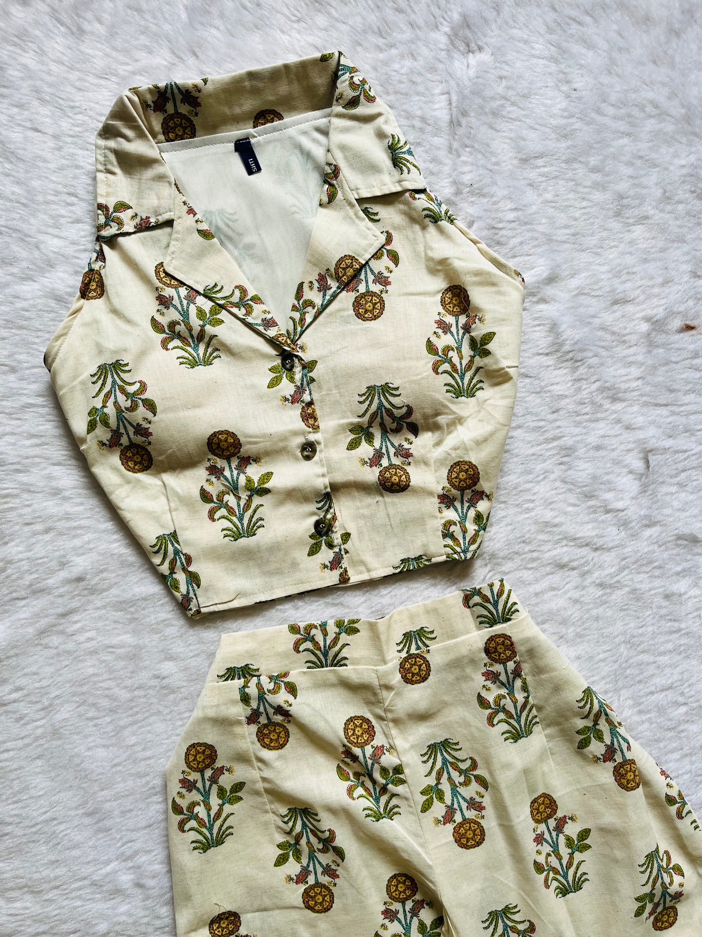 Creame printed cordset