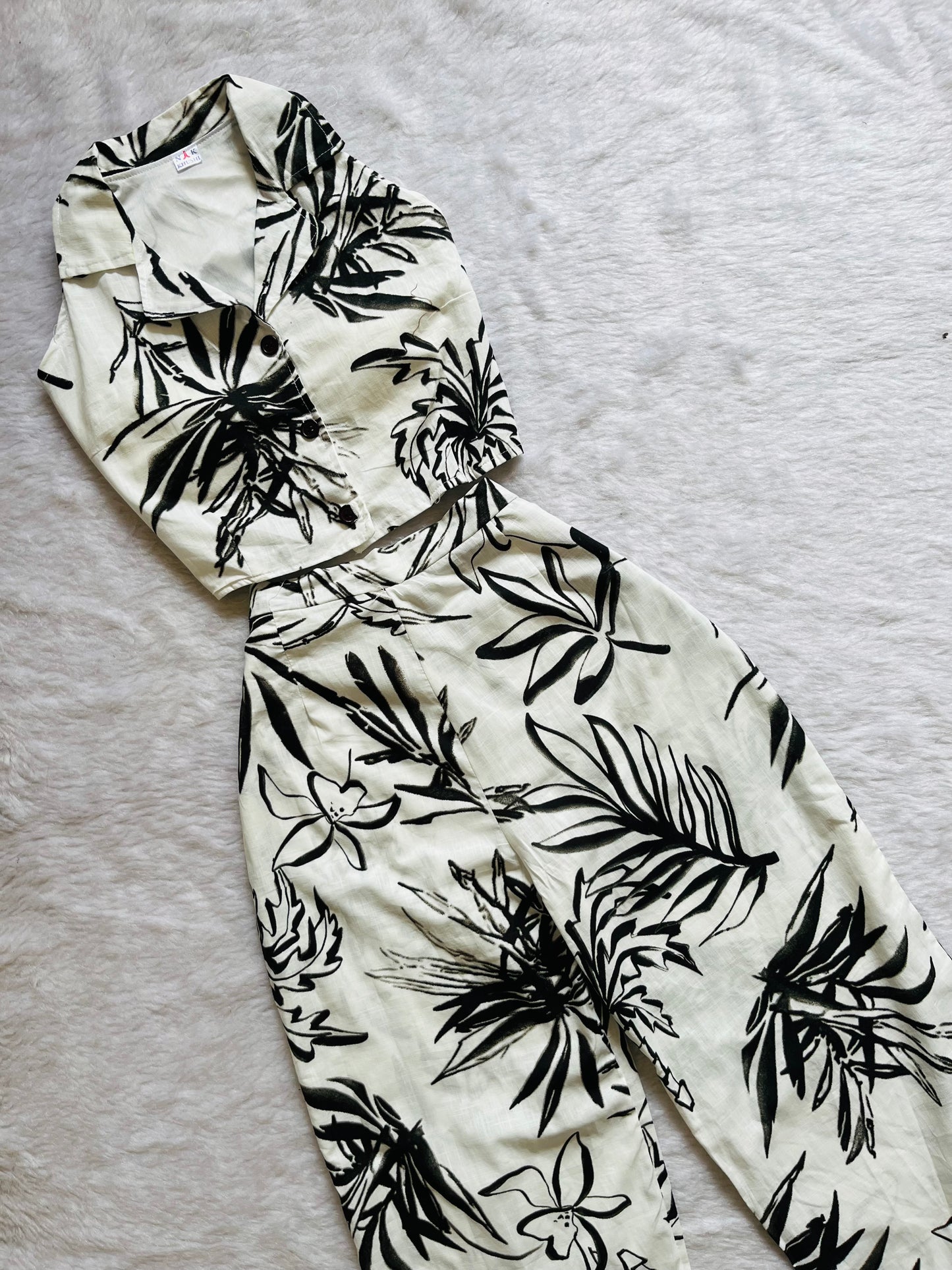B&W Printed cordsetš¤