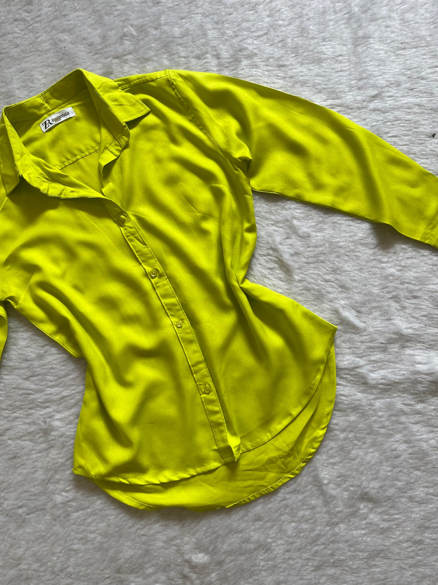 Neon green shirtš¤