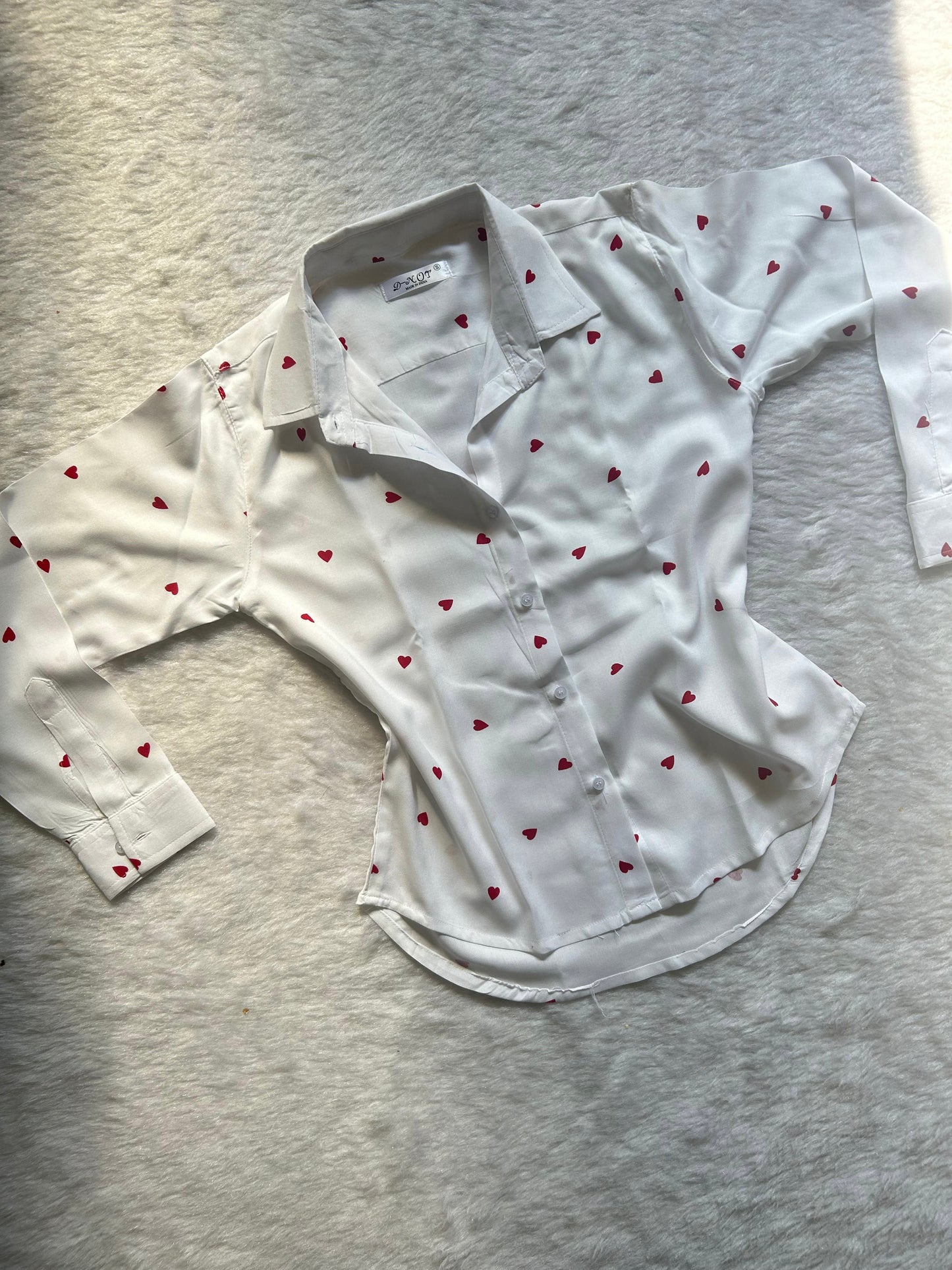 Red hearts shirt❤️