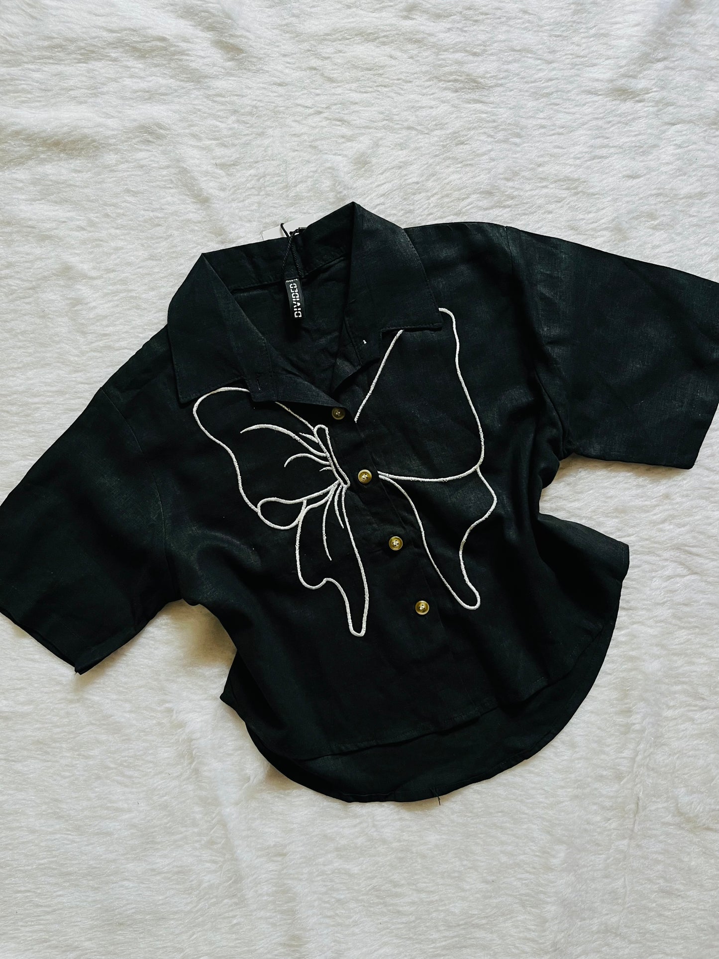 Black linen shirtš¤
