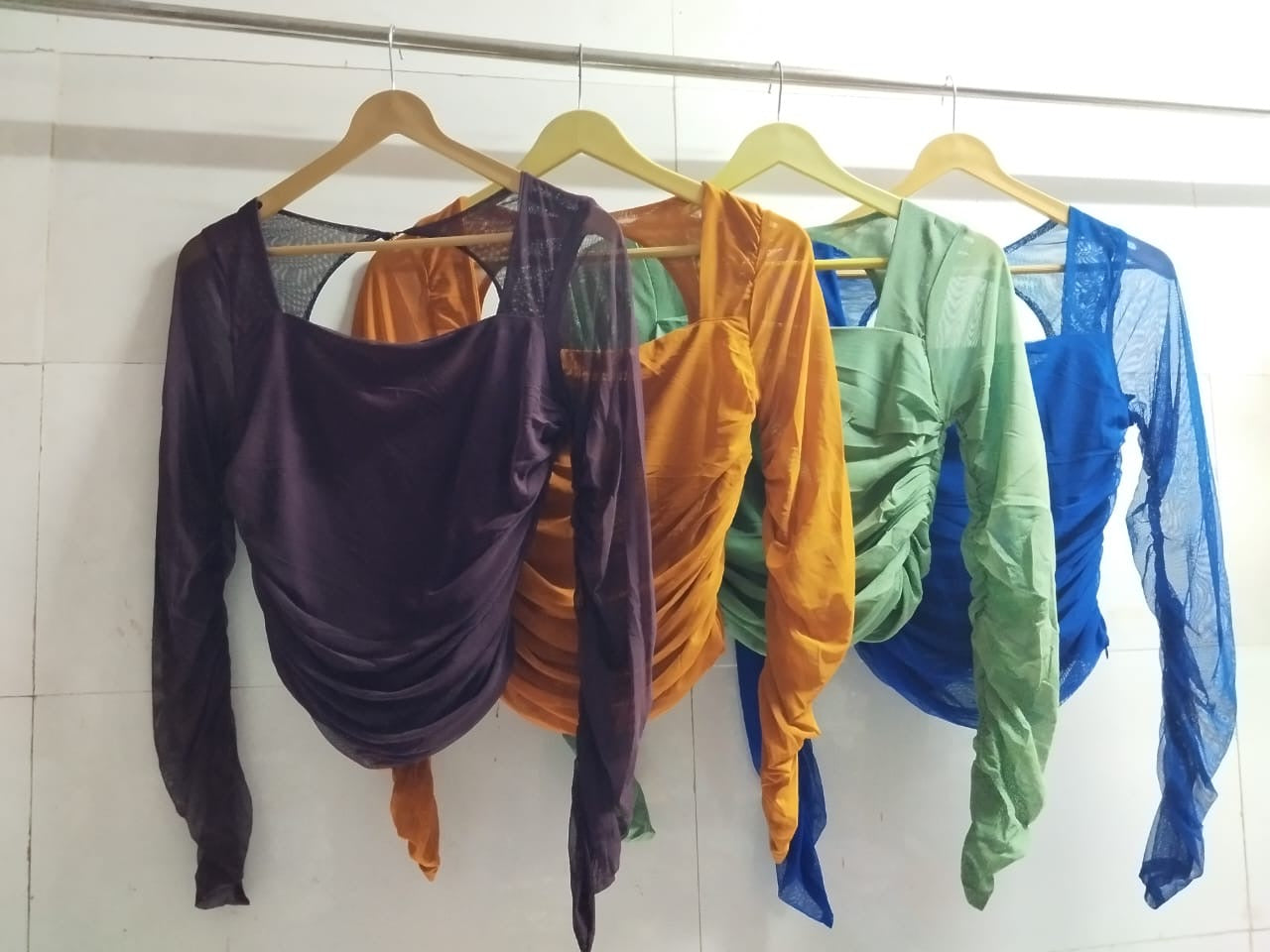 Reversible mesh tops