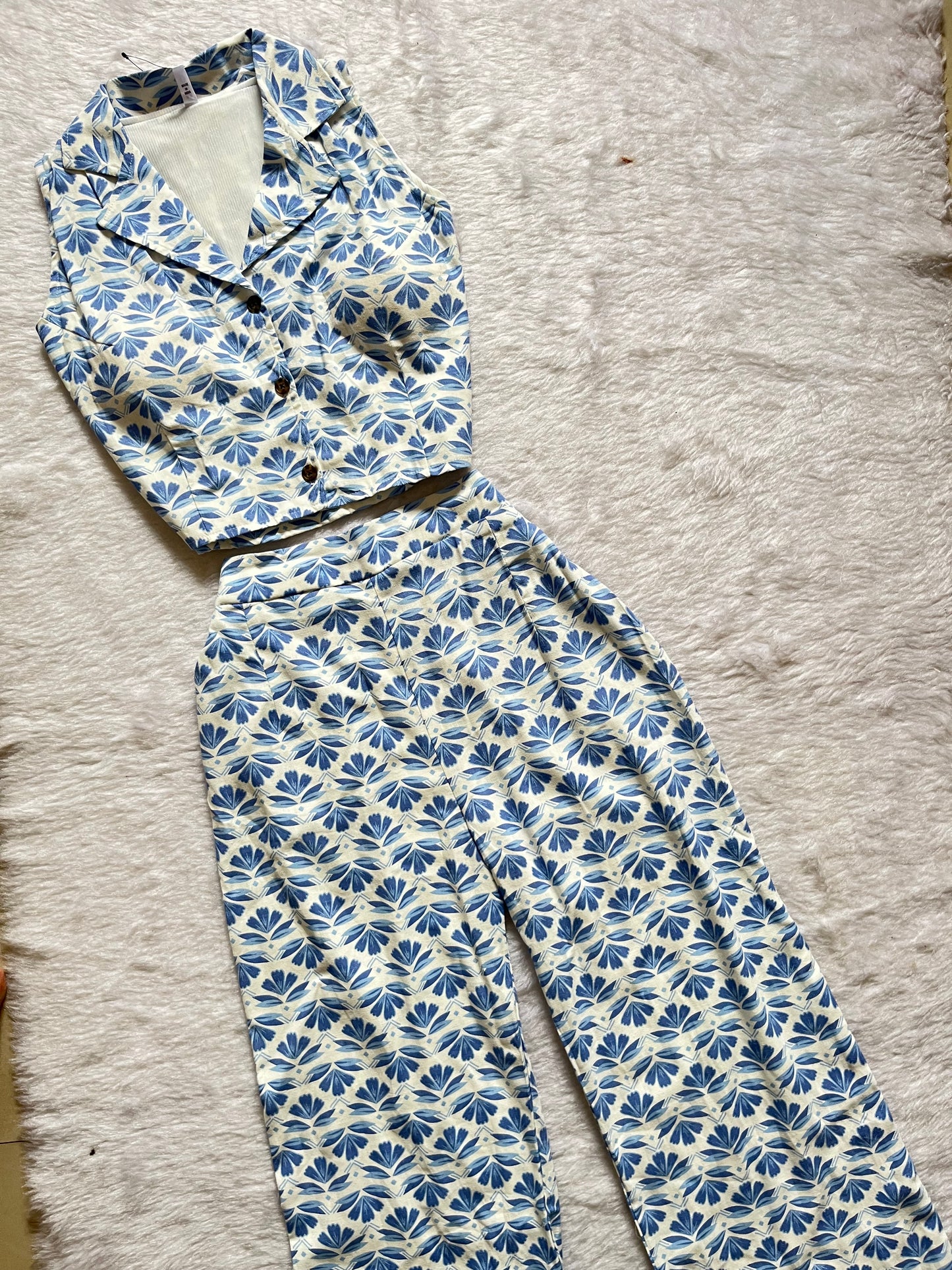 White floral printed cordset