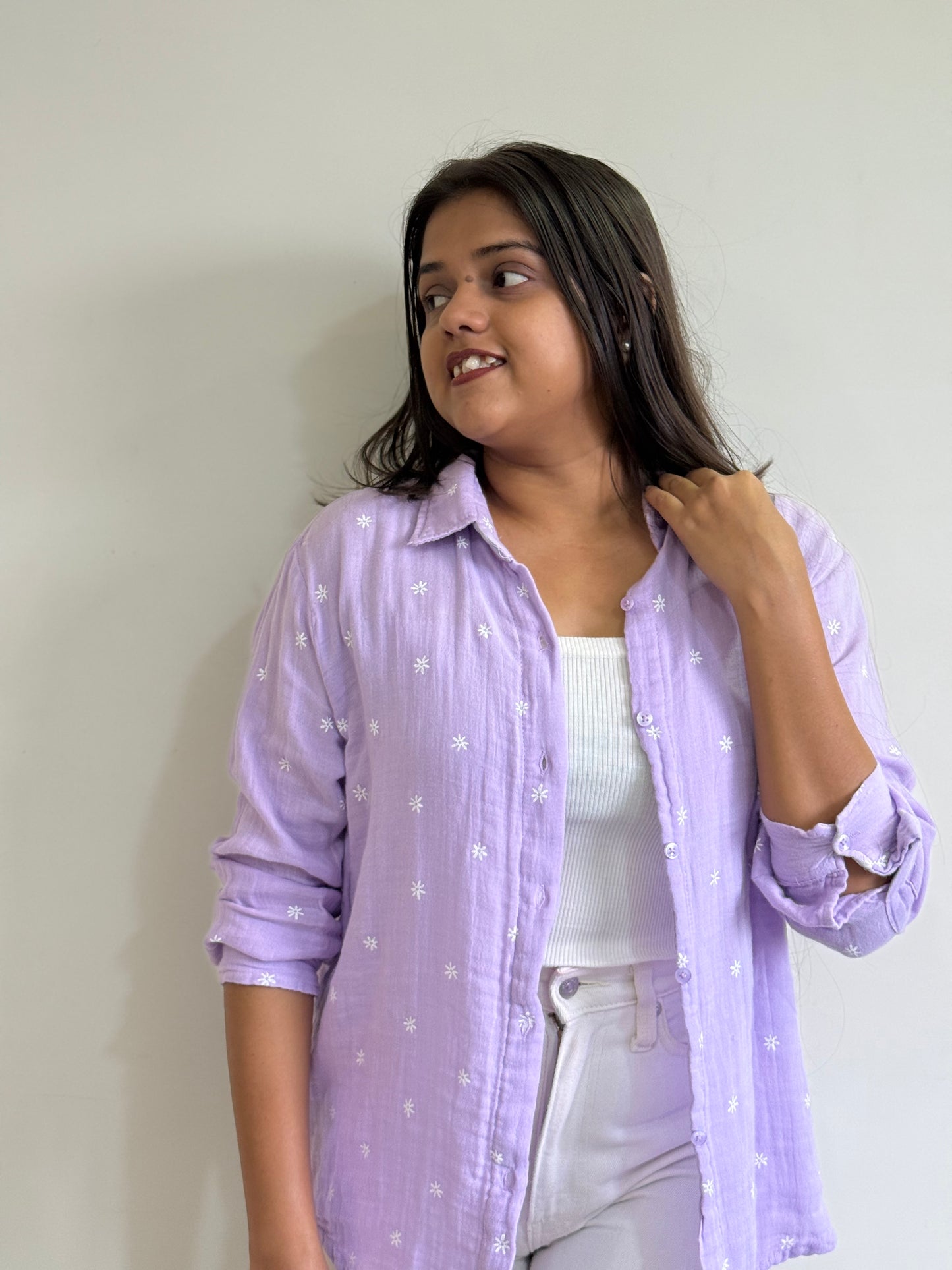 Lavender daisy shirt