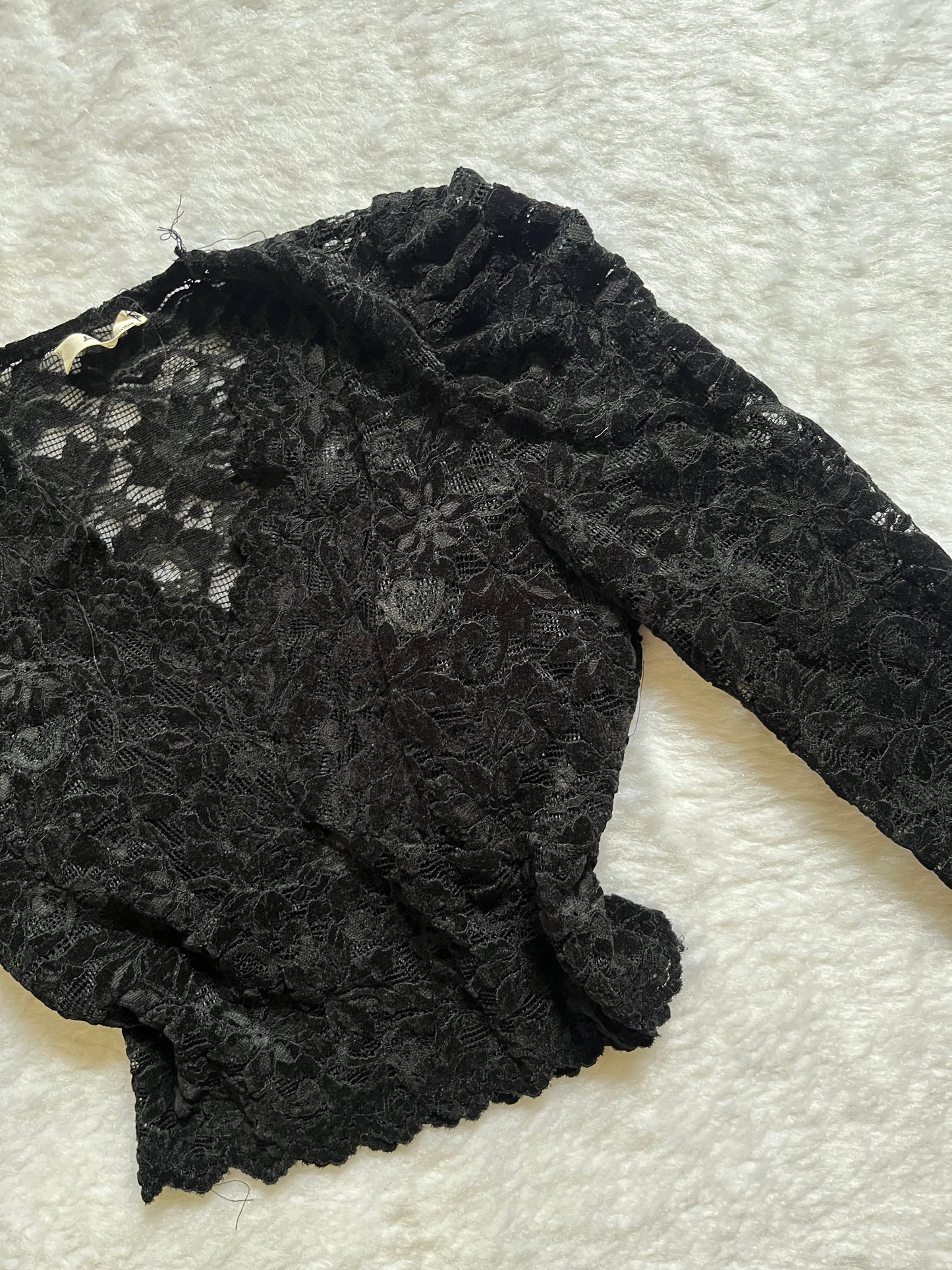 Black lacy vneck top
