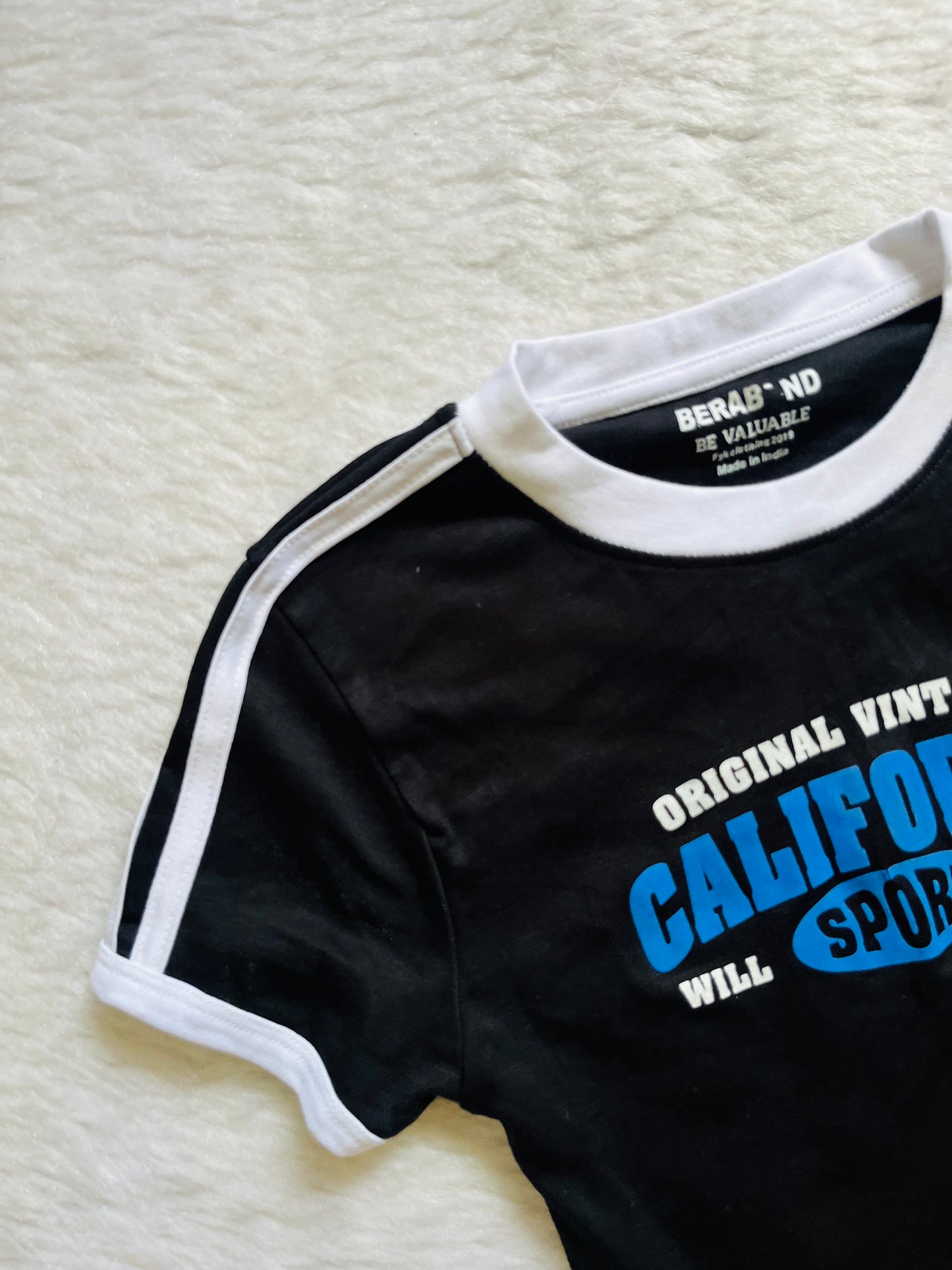 Black california tee