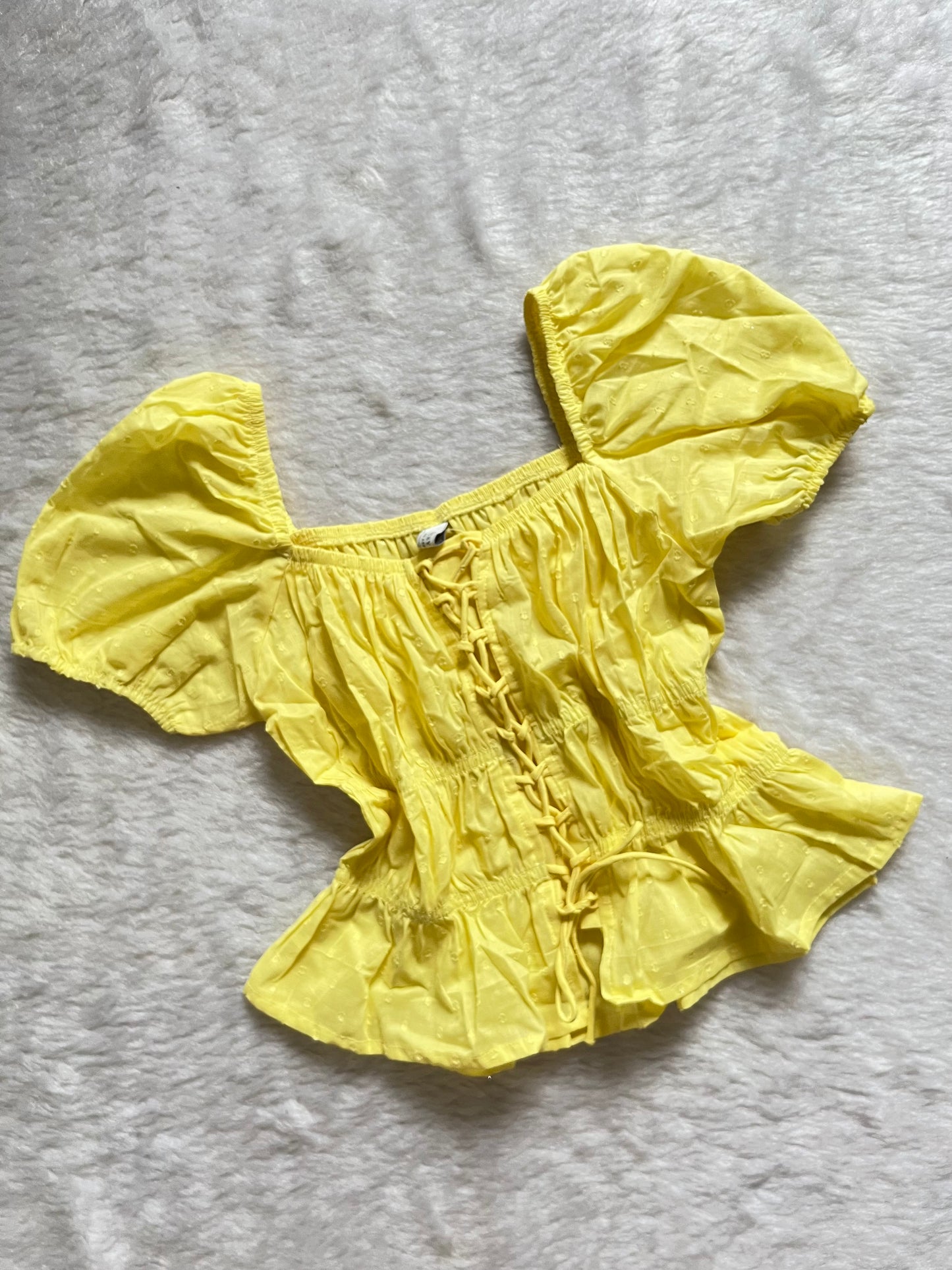 Yellow puffed sleeve top