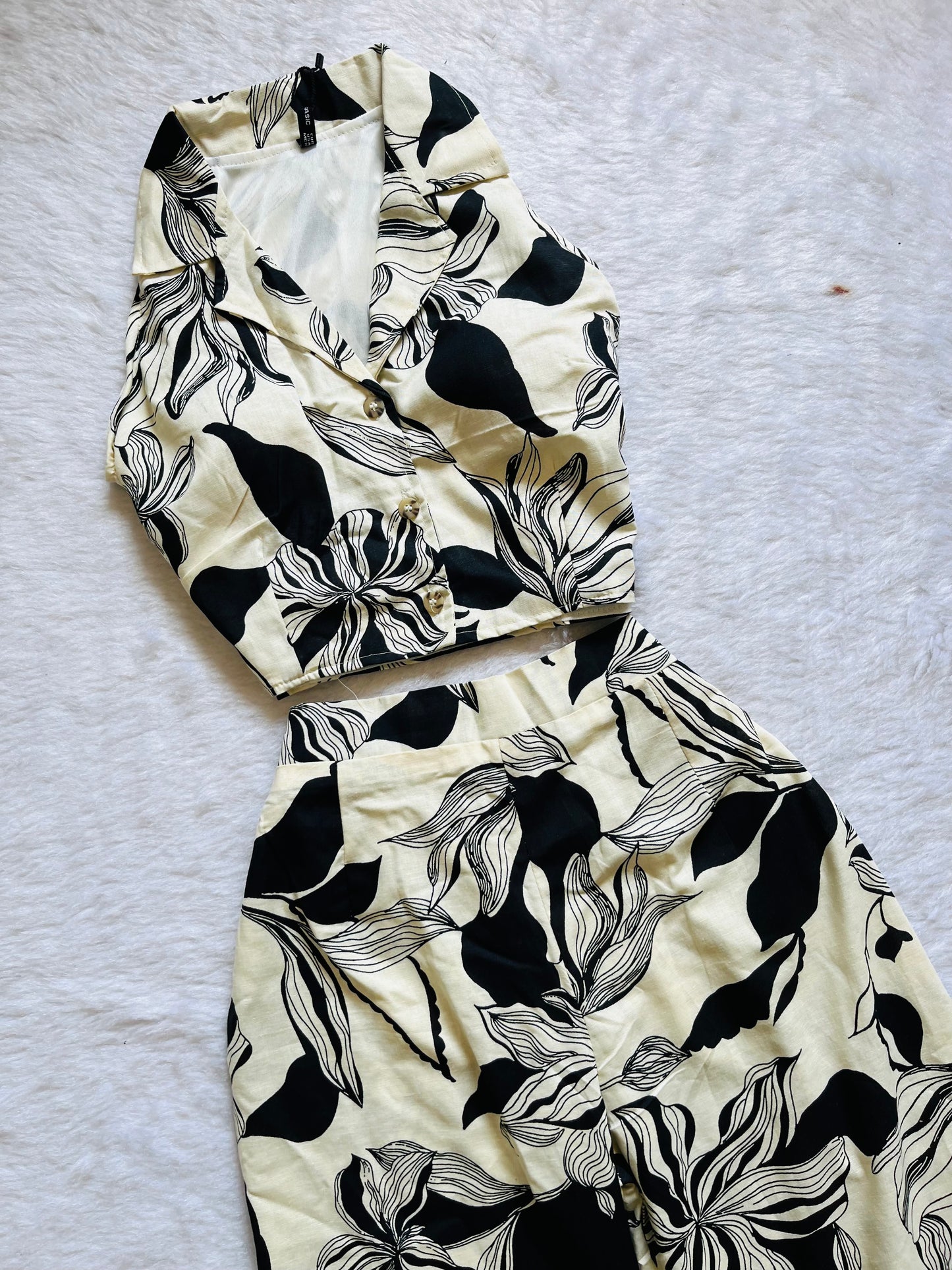 B&W printed cordsetš¤