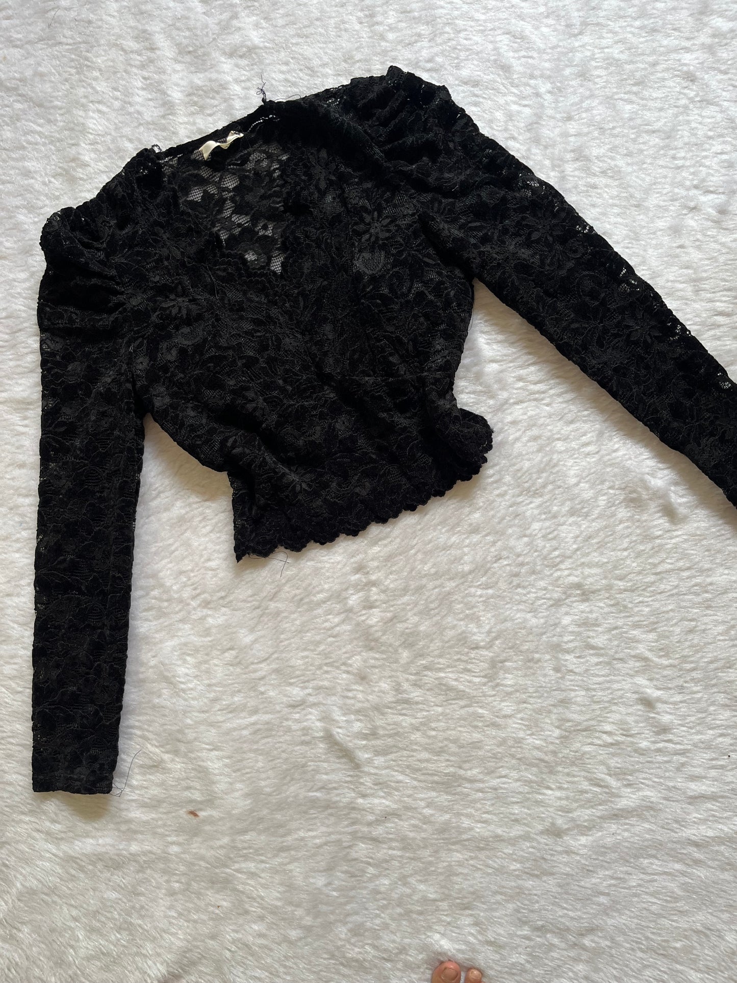 Black lacy vneck top