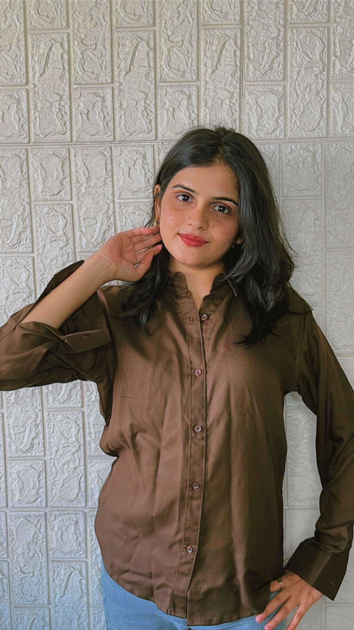 Brown shirtš¤