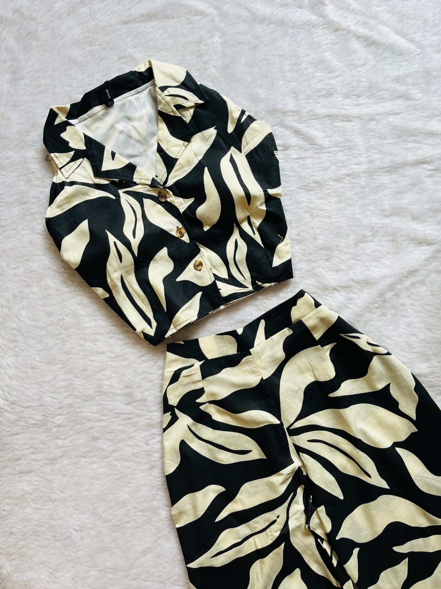 B&W printed cordsetš¤