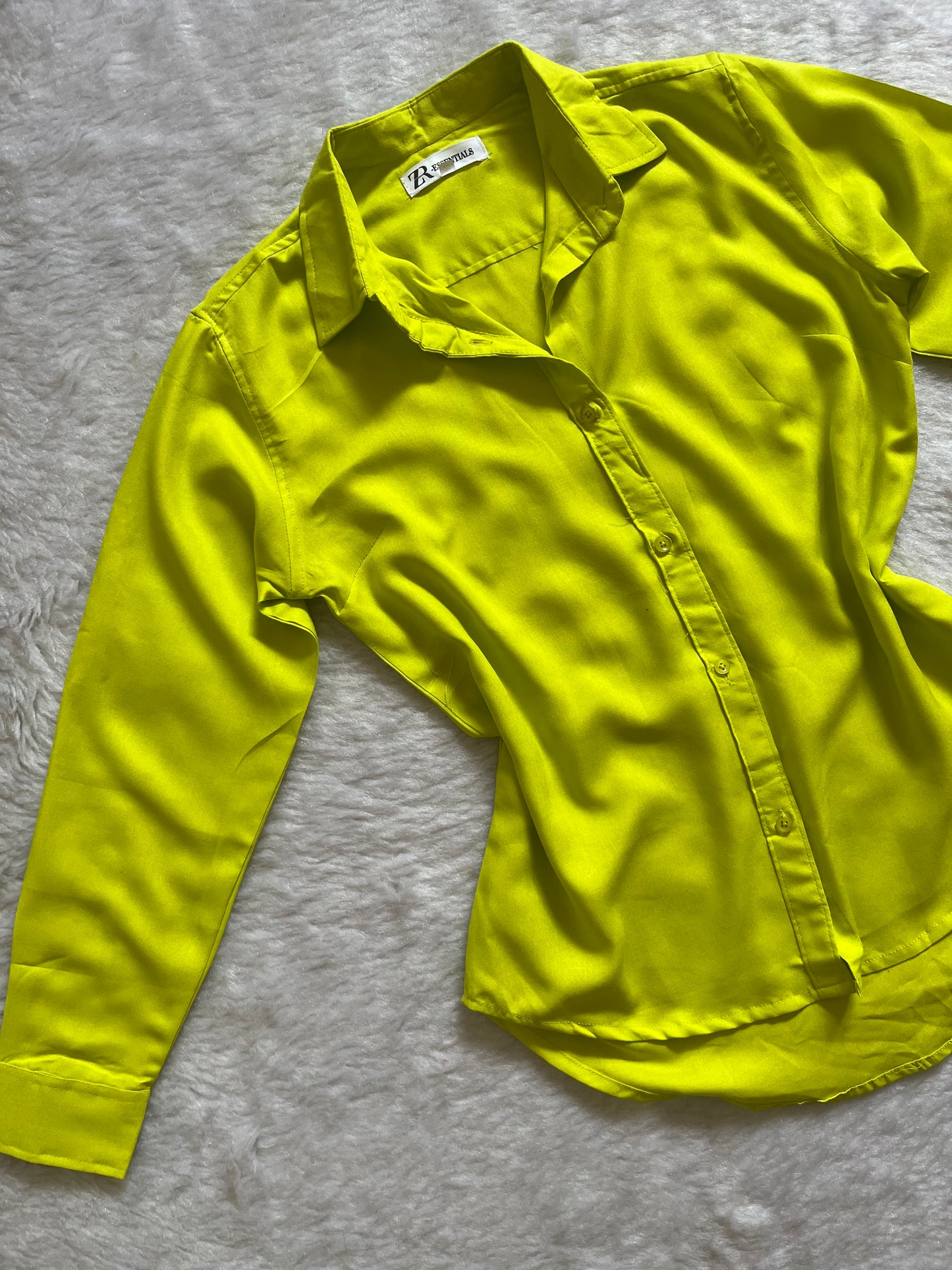 Neon green shirtš¤