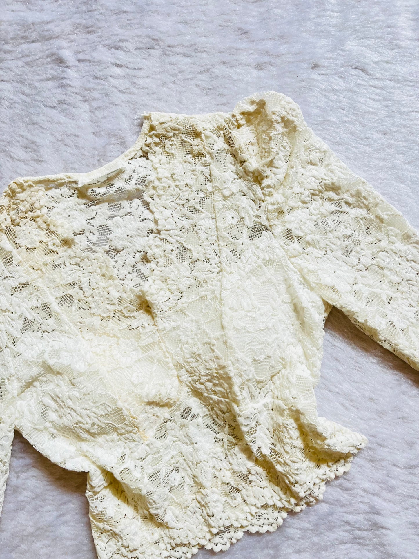 White lacy vneck top