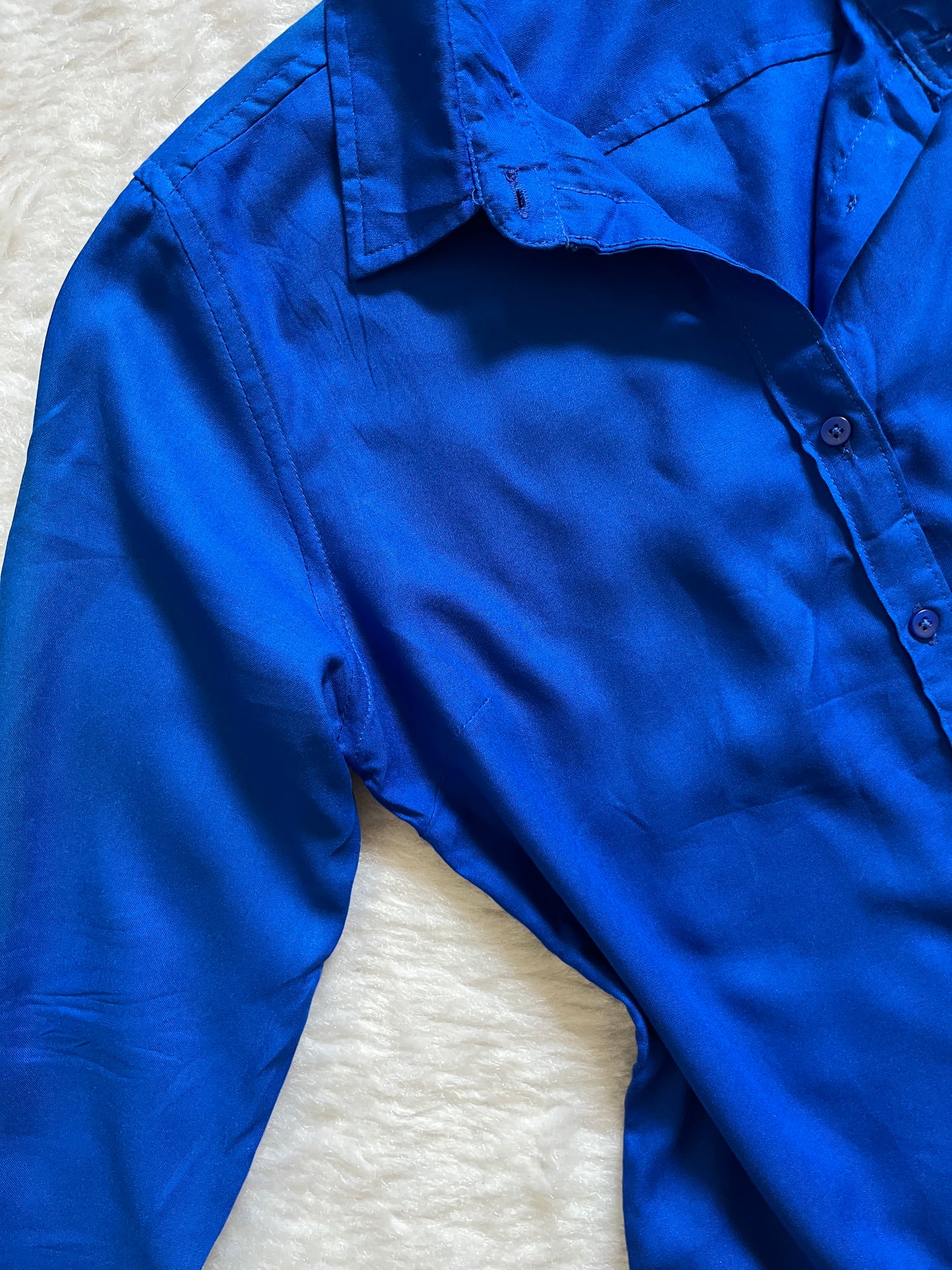 Electric blue shirtš¤