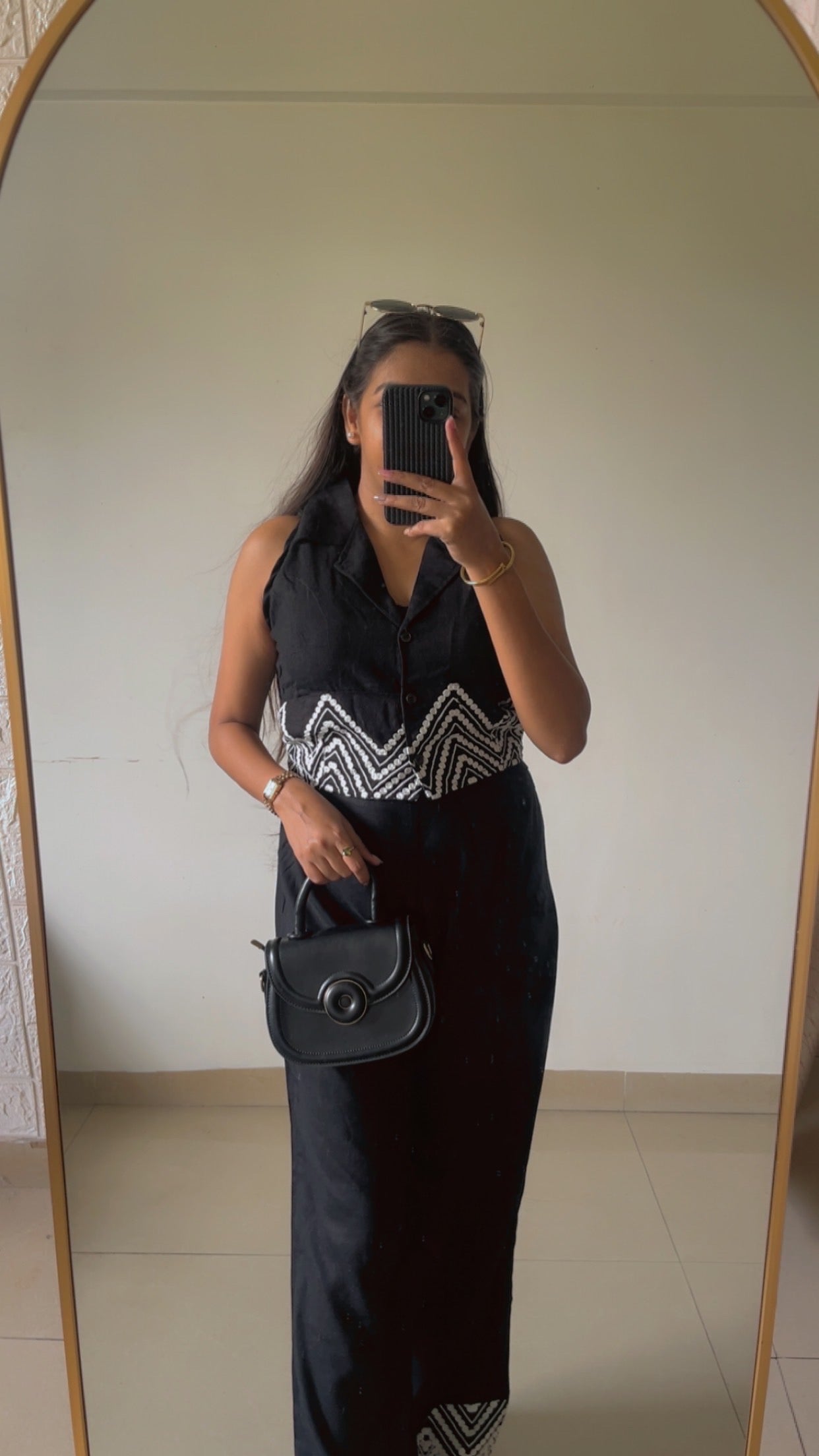 Black embroidered cordset