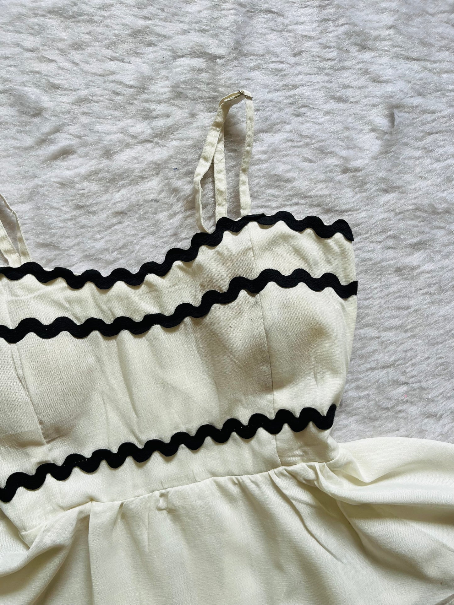 White Pinteresty top