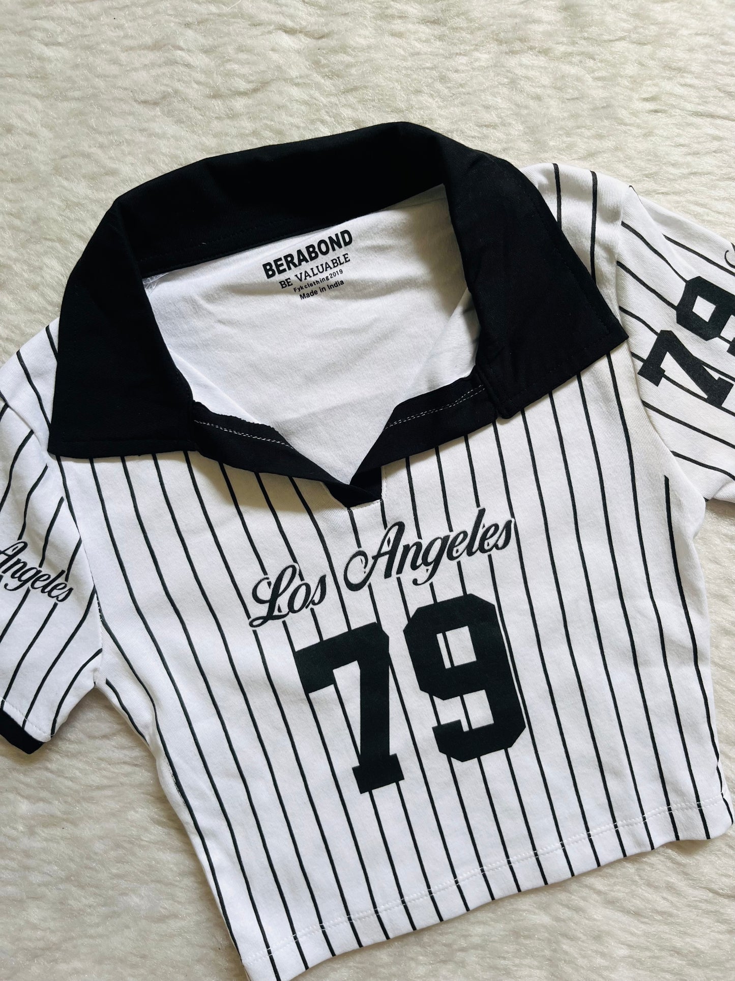 Los Angeles collared fitted tee
