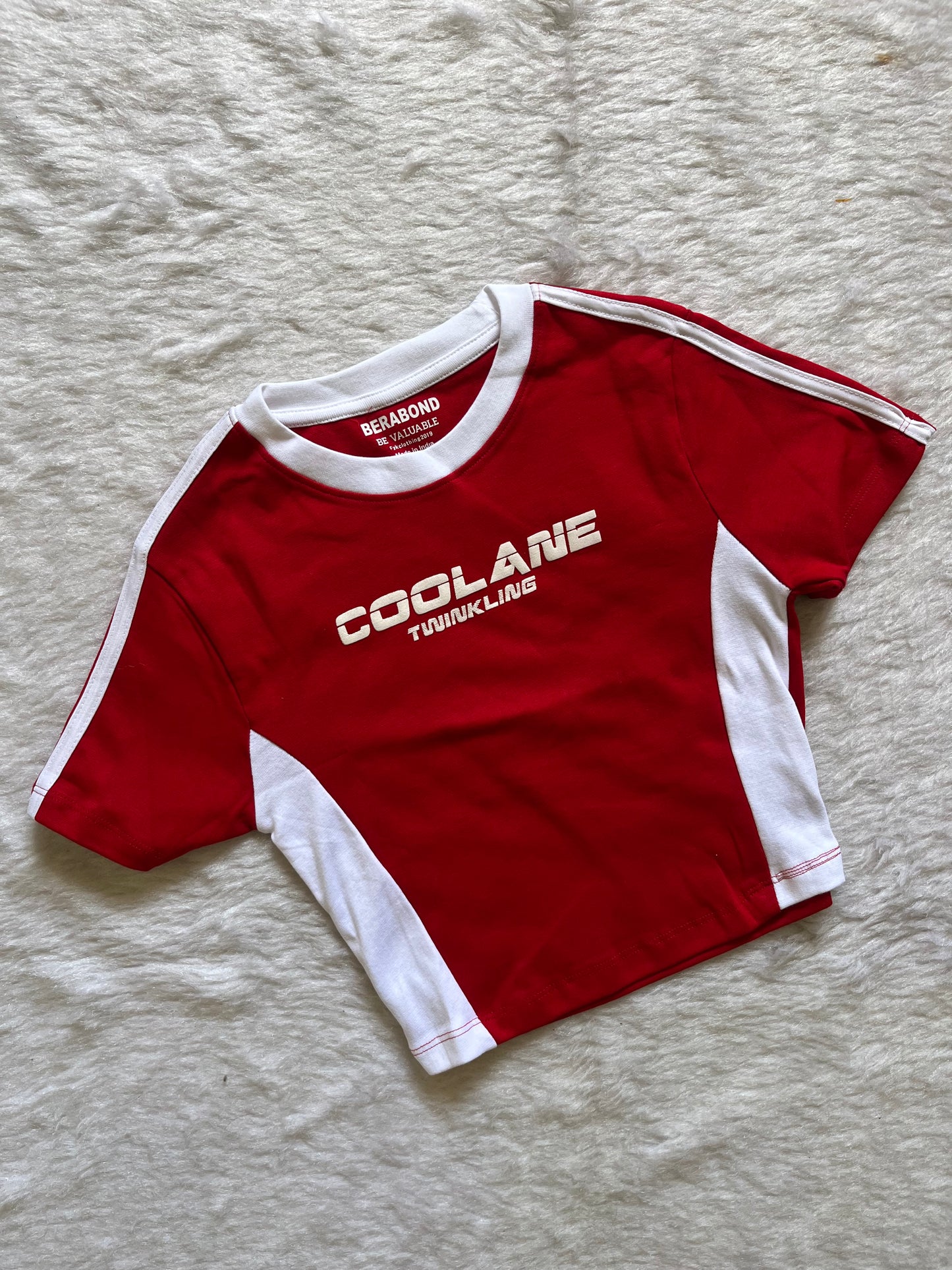 Red fitted tee