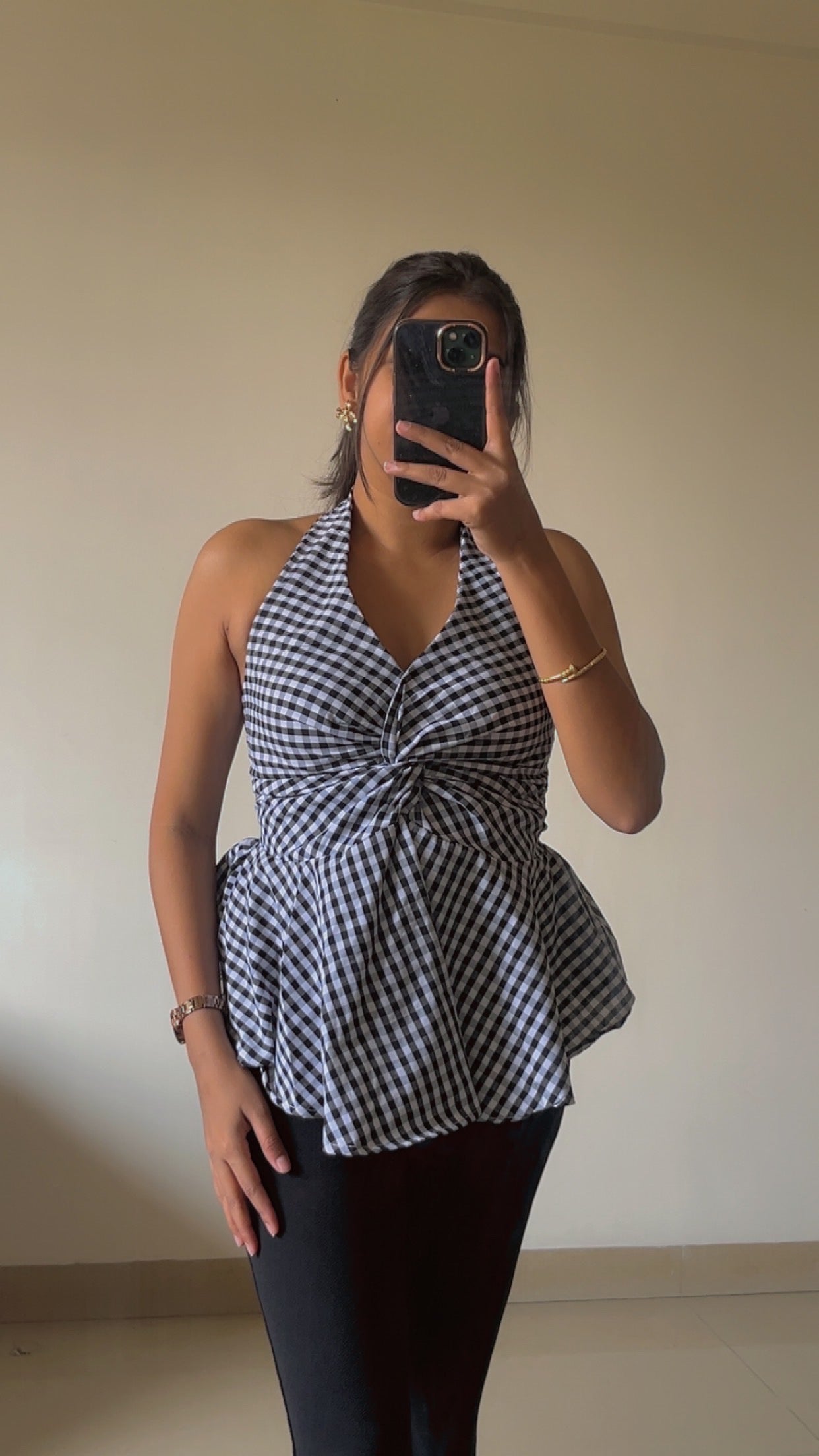 Checkered haulter neck top