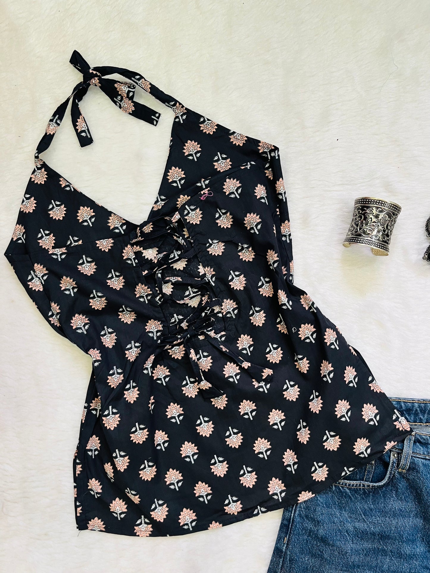 Black haulter kurti