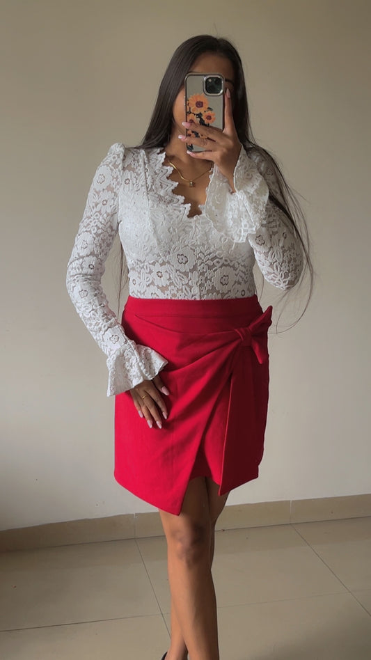 White lacy top🤍