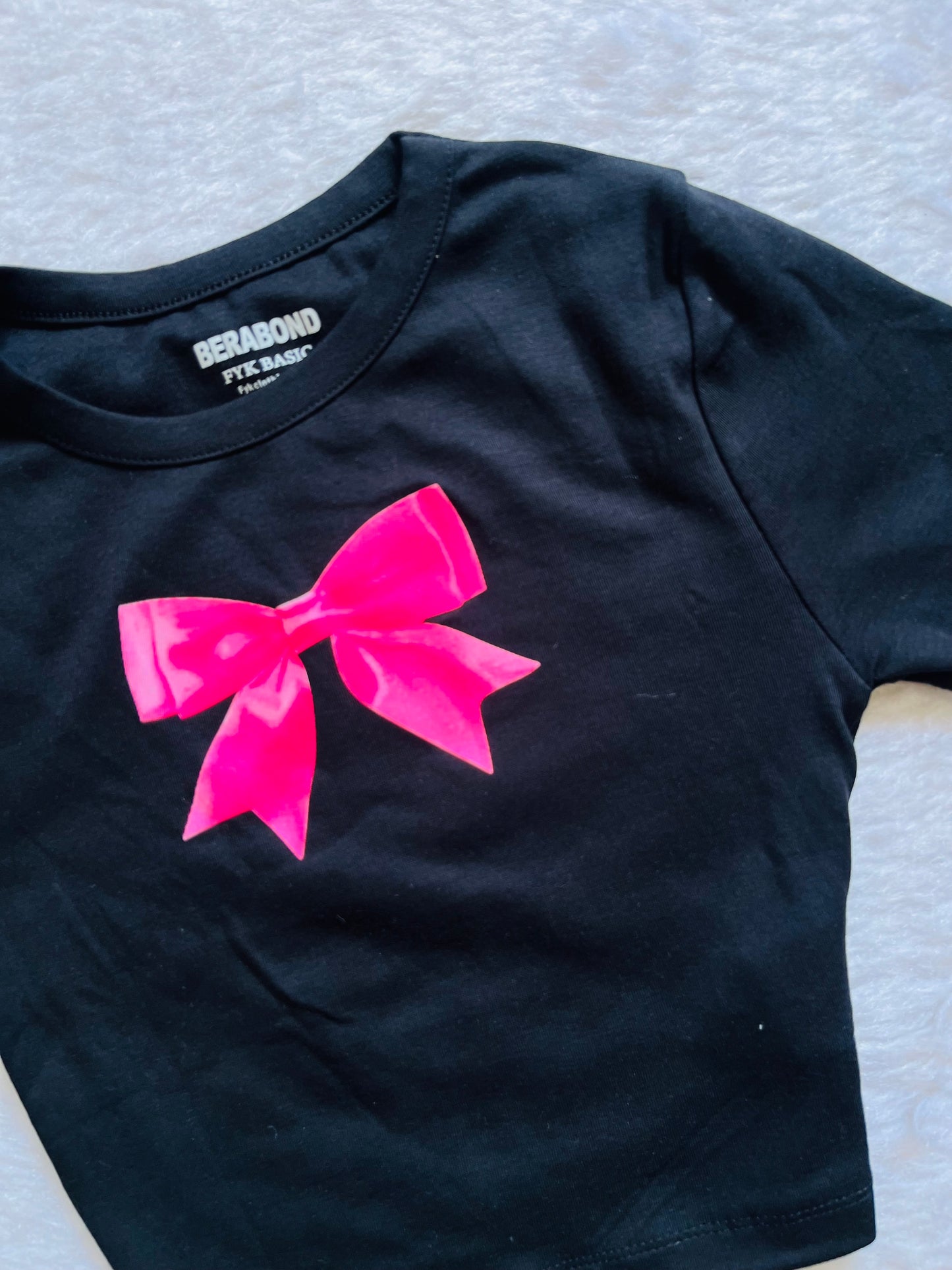 Cutesy bow baby tee🤍