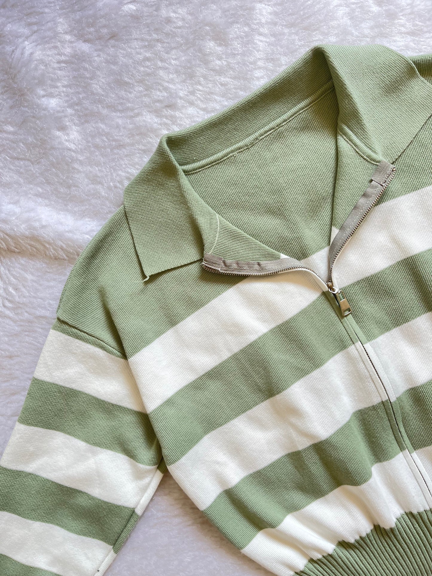 Pastels stripes zipper jacket