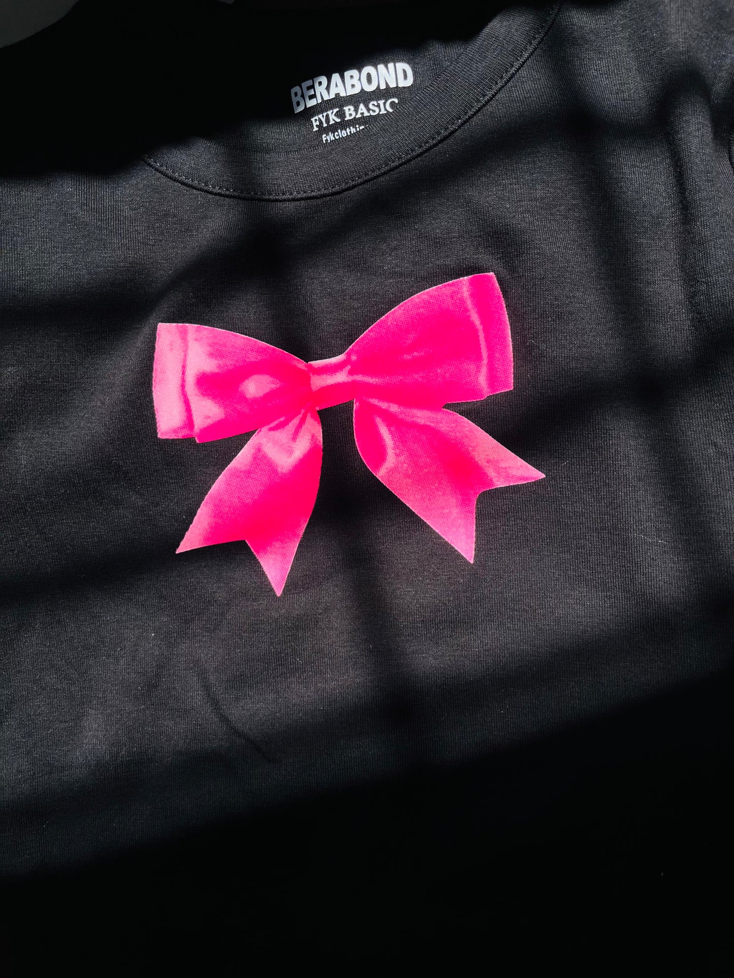 Cutesy bow baby tee🤍