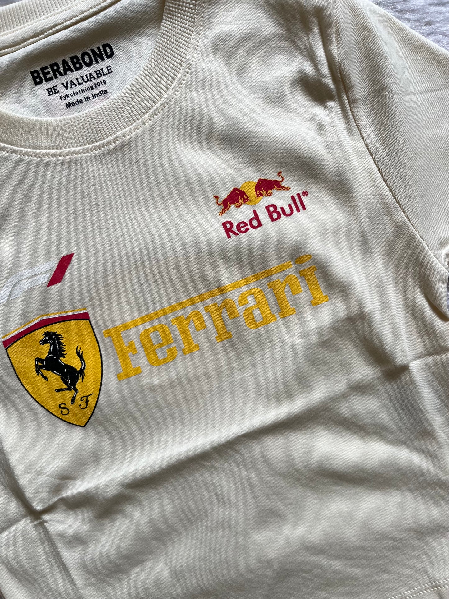 Creame ferrari tee❤️