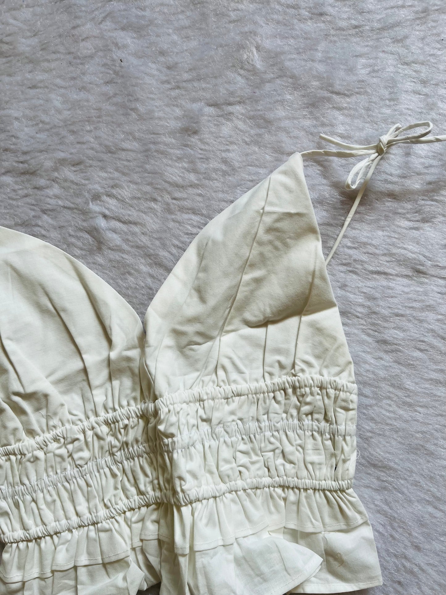 Basic tieup top