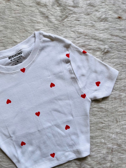 Red Hearts baby tee🤍
