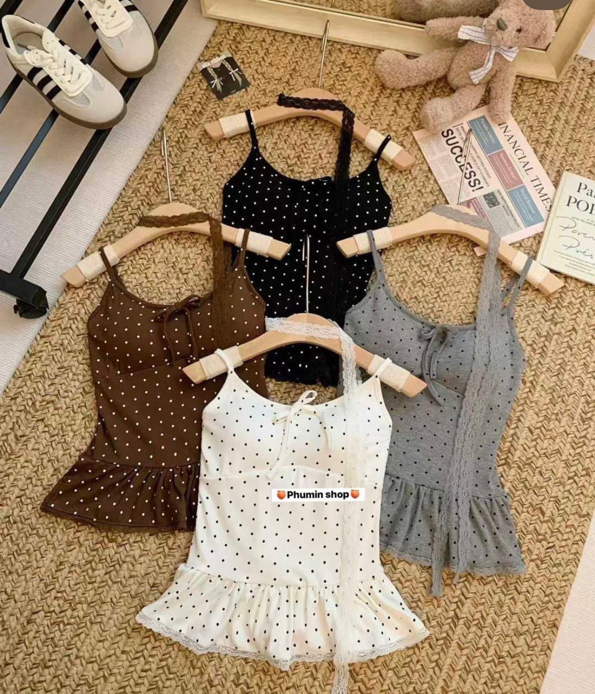 Polka dot padded tops❤️